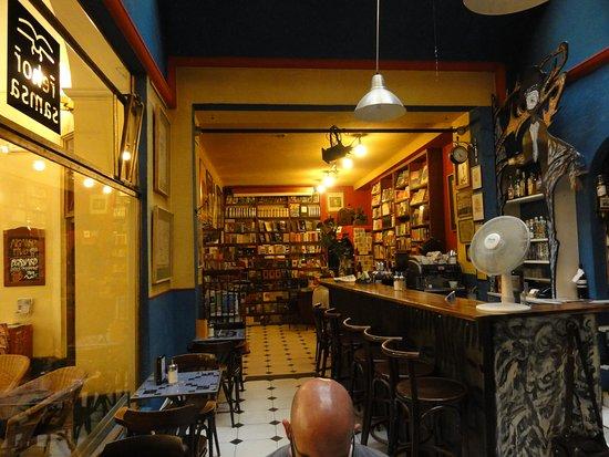 Knihkupectví A Kavarna Rehore Samsy